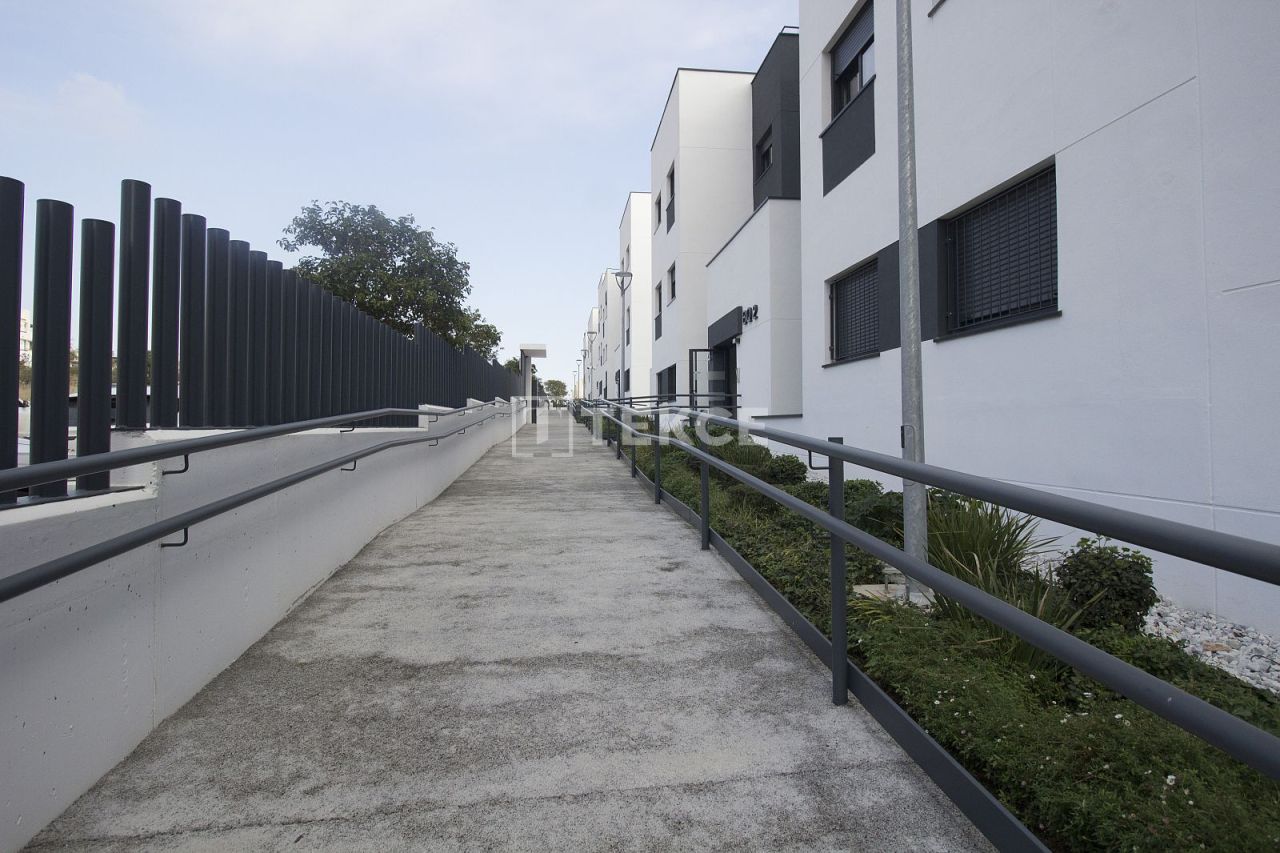 Апартаменты в Бенальмадене, Испания, 80 м² - фото 2