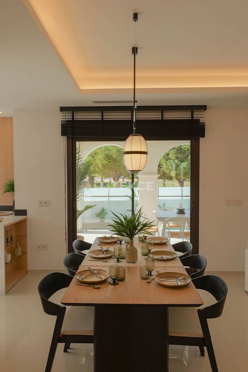 Вилла в Рохалесе, Испания, 168 м² - фото 14