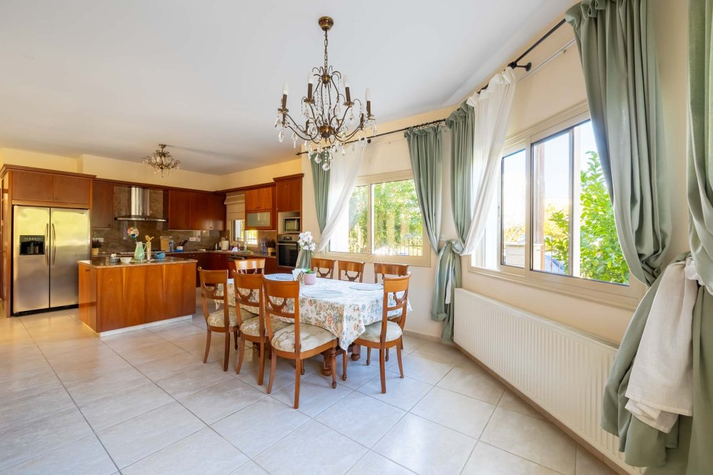 Квартира в Лимасоле, Кипр, 219 м² - фото 8