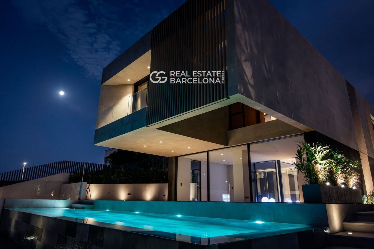 Дом в Барселоне, Испания, 594 м² - фото 3