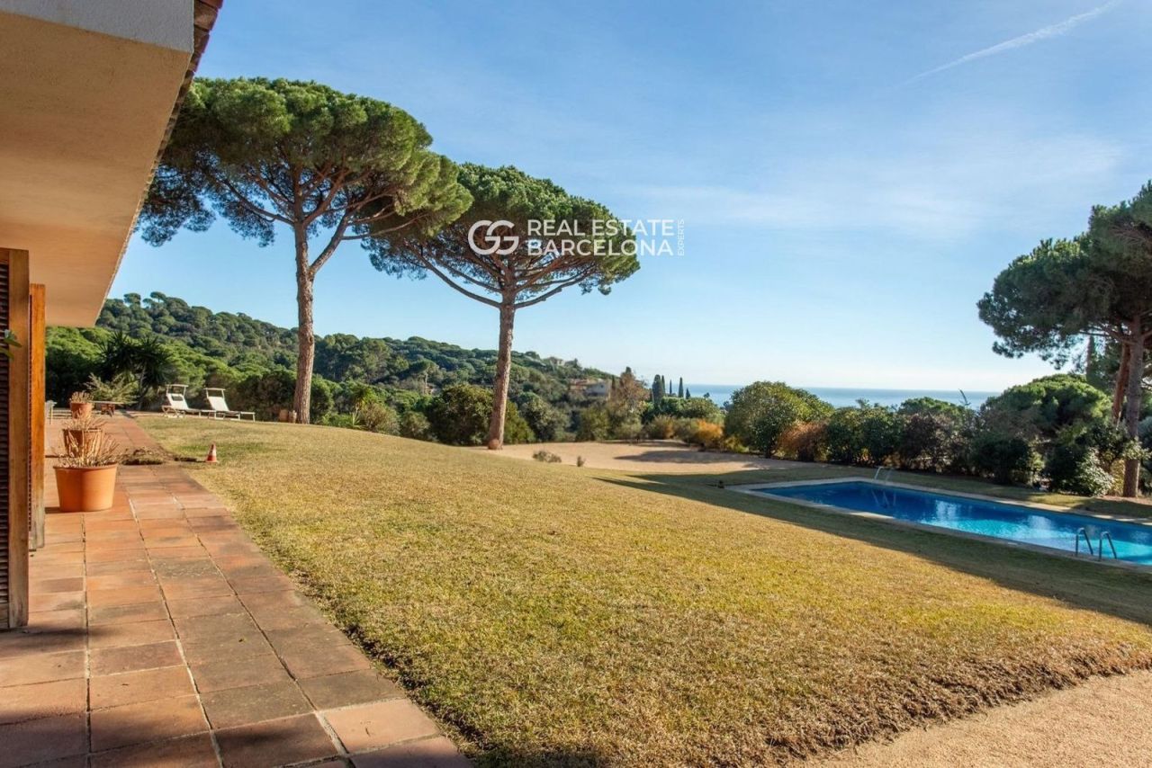 Дом Barcelona, Sant Andreu de Llavaneres, Испания, 495 м² - фото 5