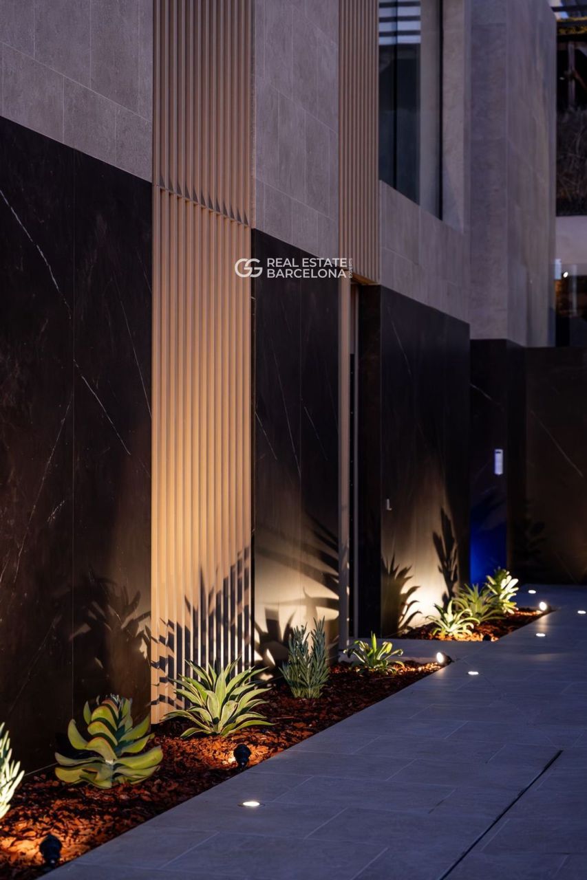 Дом в Барселоне, Испания, 594 м² - фото 6