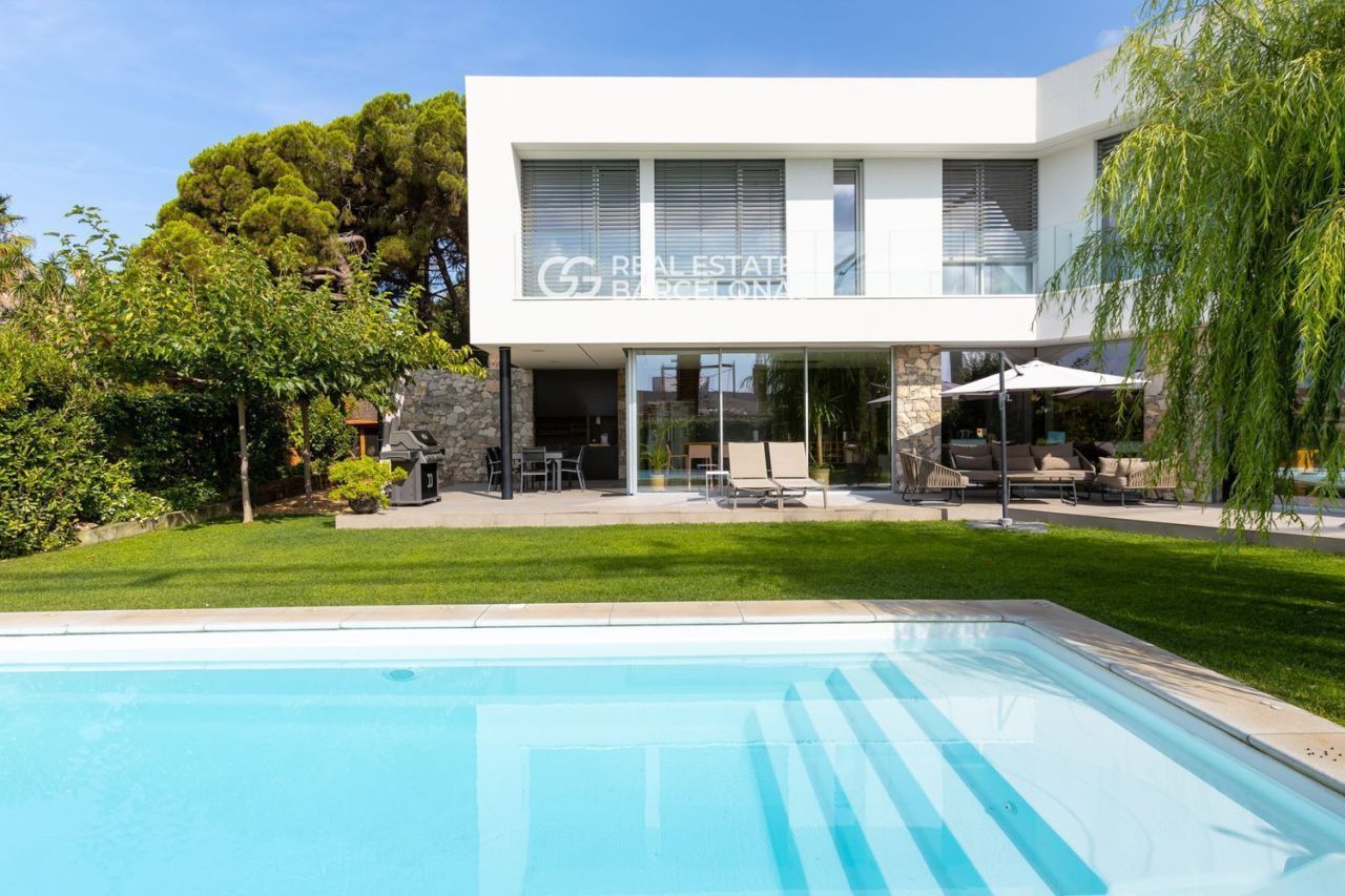 Дом в Барселоне, Испания, 500 м² - фото 6