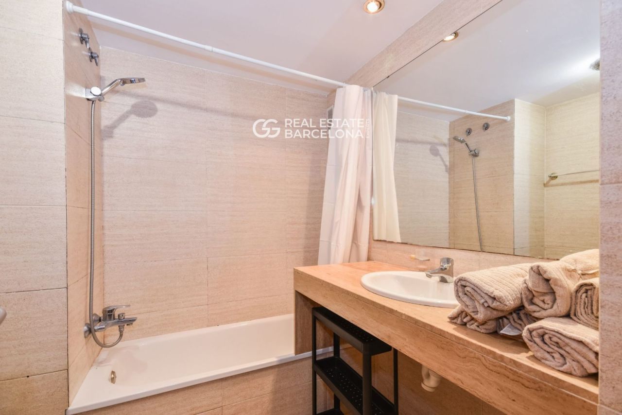 Квартира в Барселоне, Испания, 128 м² - фото 8