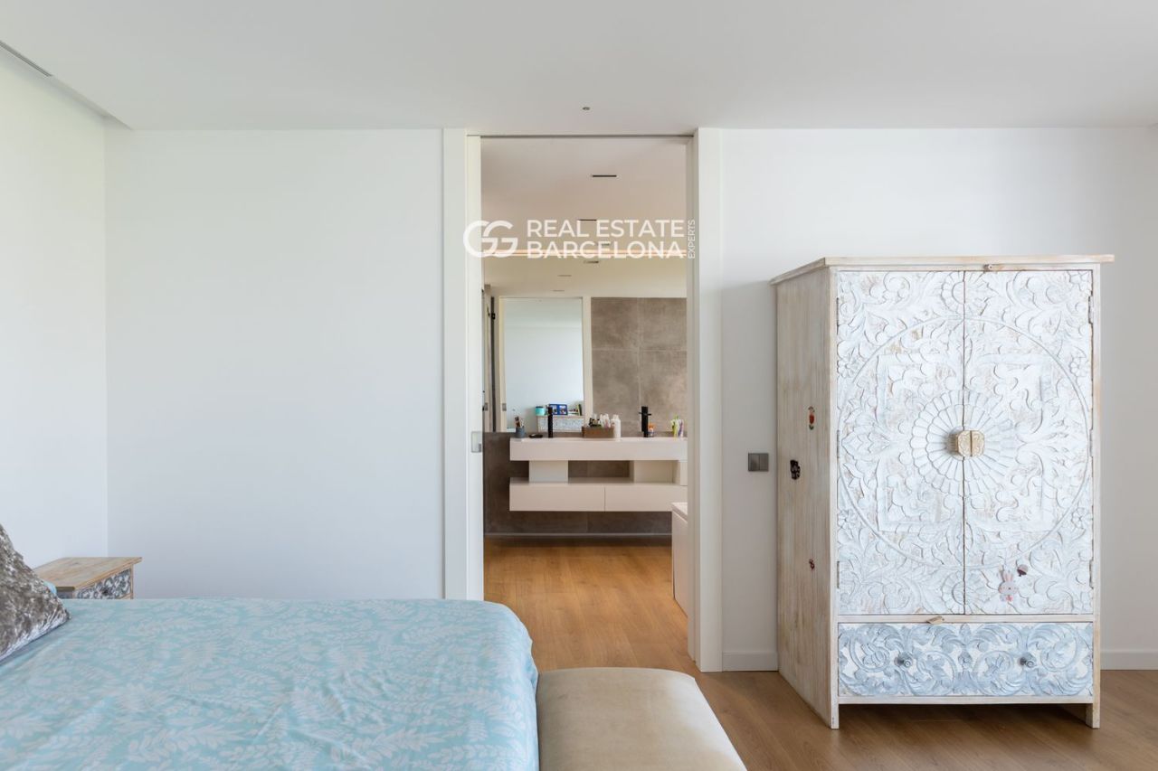 Дом в Барселоне, Испания, 500 м² - фото 8