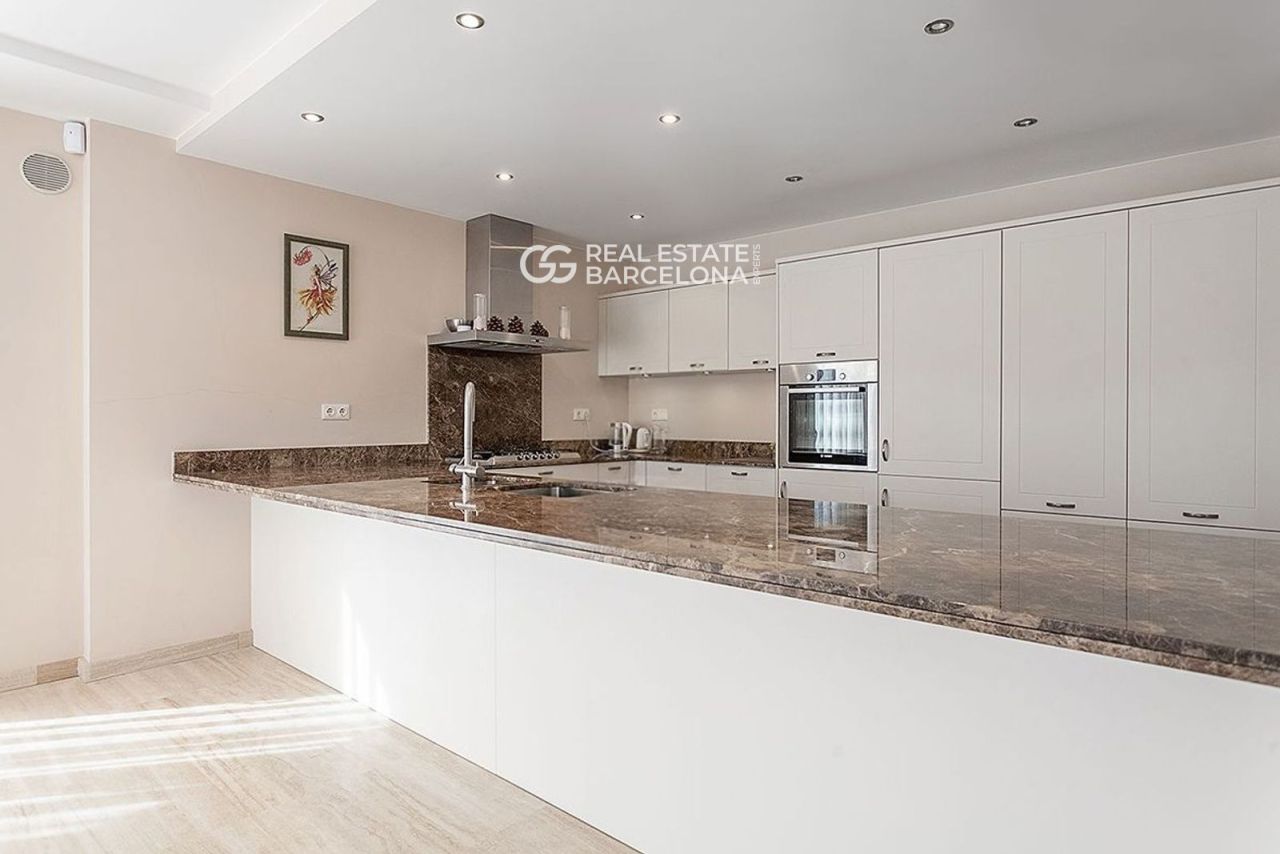 Дом Girona, Lloret de Mar, Испания, 440 м² - фото 9