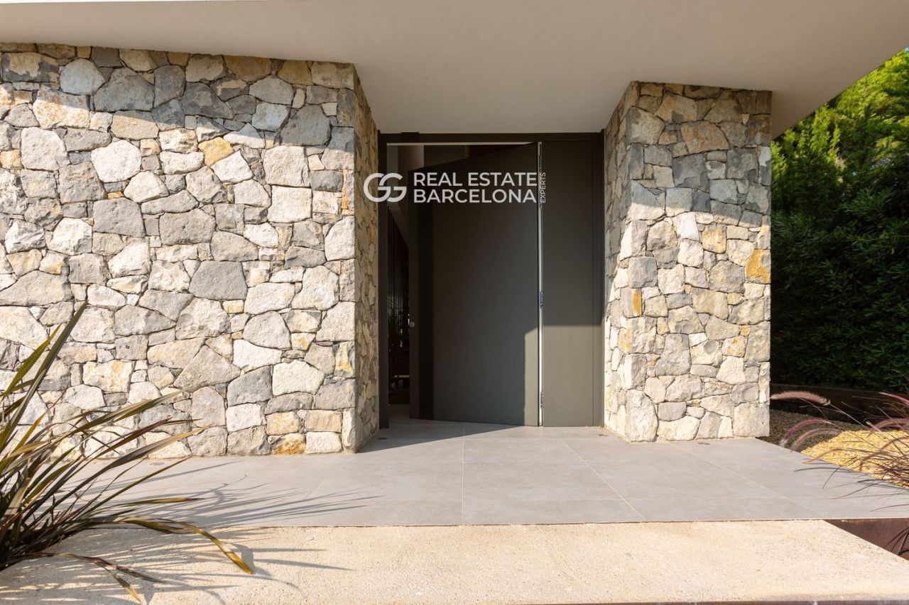 Дом в Барселоне, Испания, 500 м² - фото 11