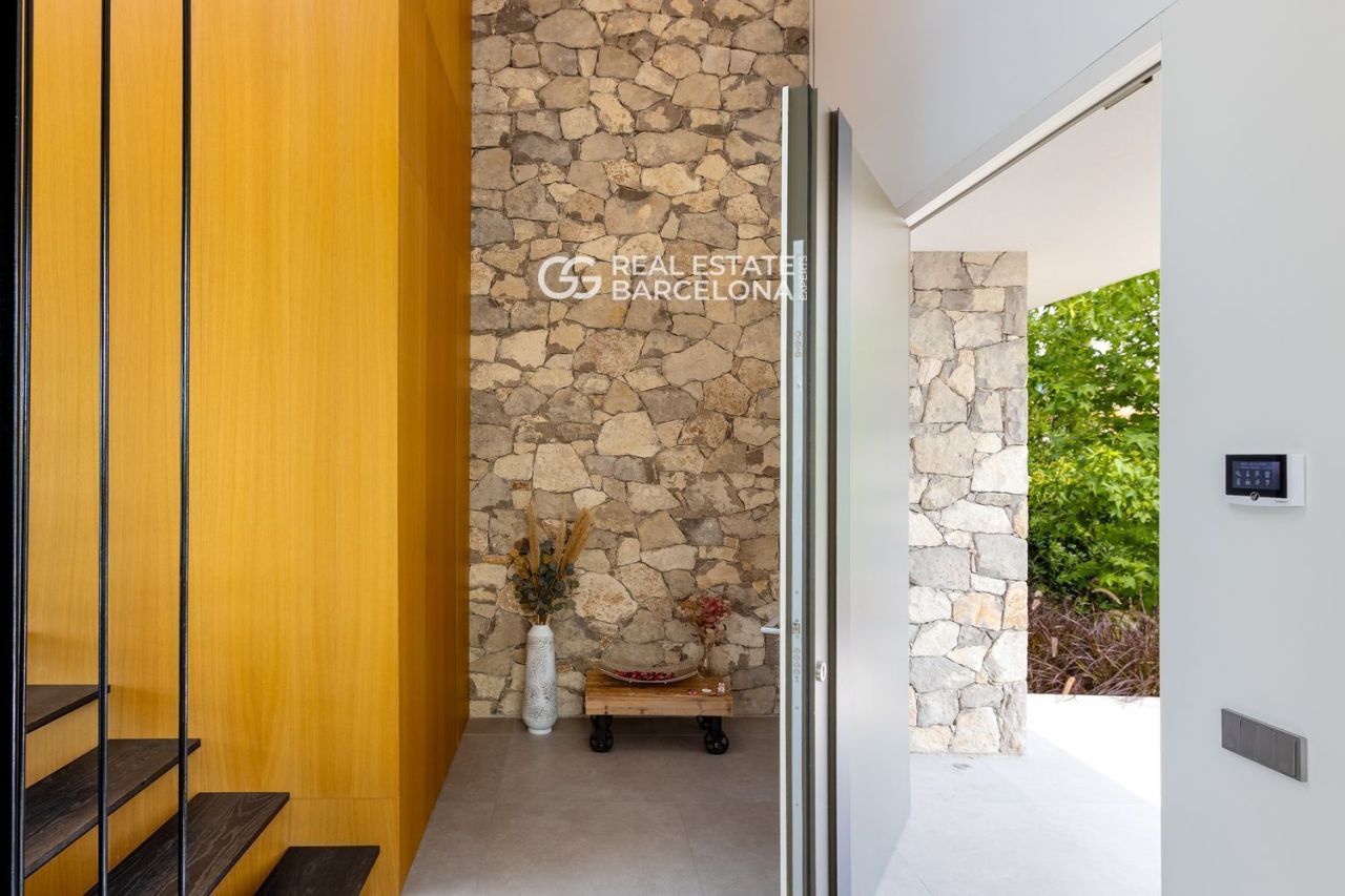 Дом в Барселоне, Испания, 500 м² - фото 12