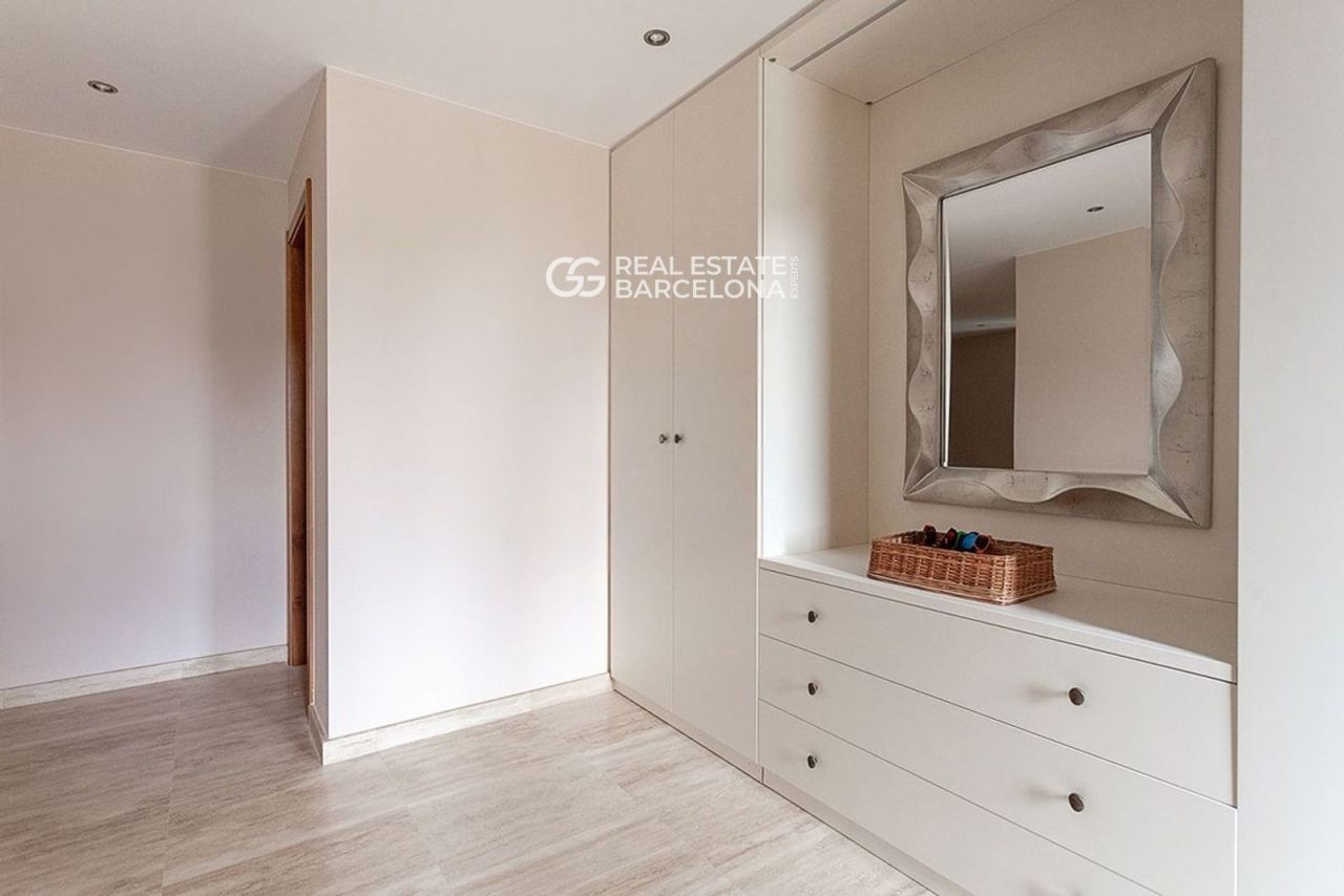 Дом Girona, Lloret de Mar, Испания, 440 м² - фото 12