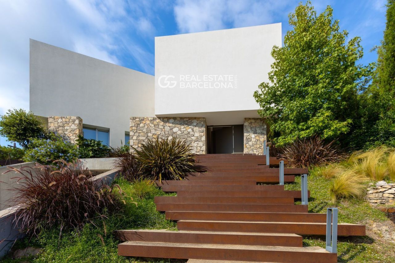 Дом в Барселоне, Испания, 500 м² - фото 13