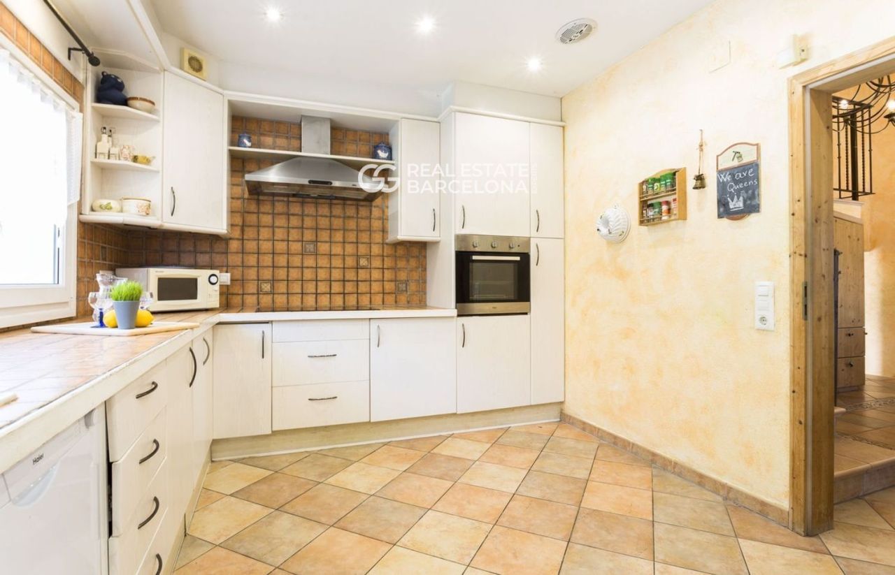 Дом Girona, Empuriabrava, Испания, 375 м² - фото 17