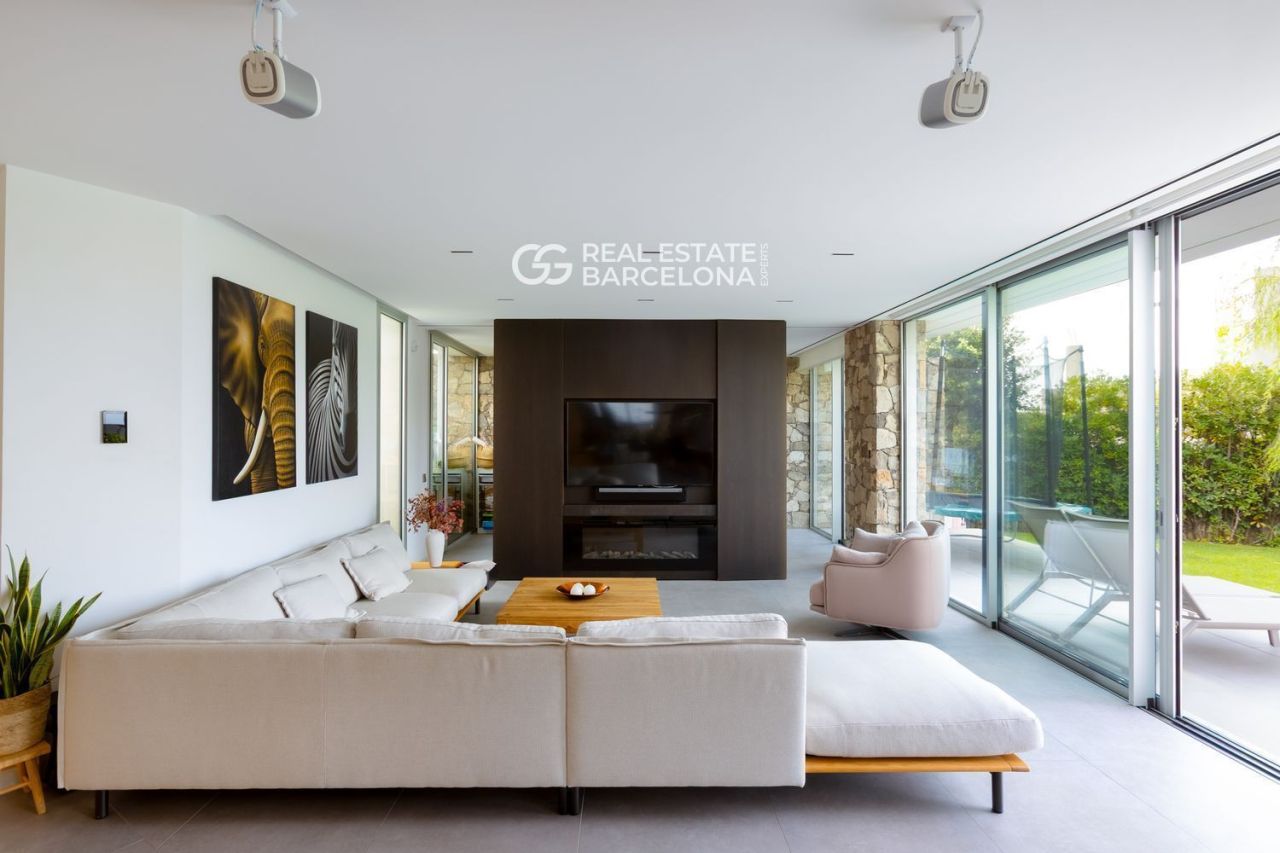 Дом в Барселоне, Испания, 500 м² - фото 18