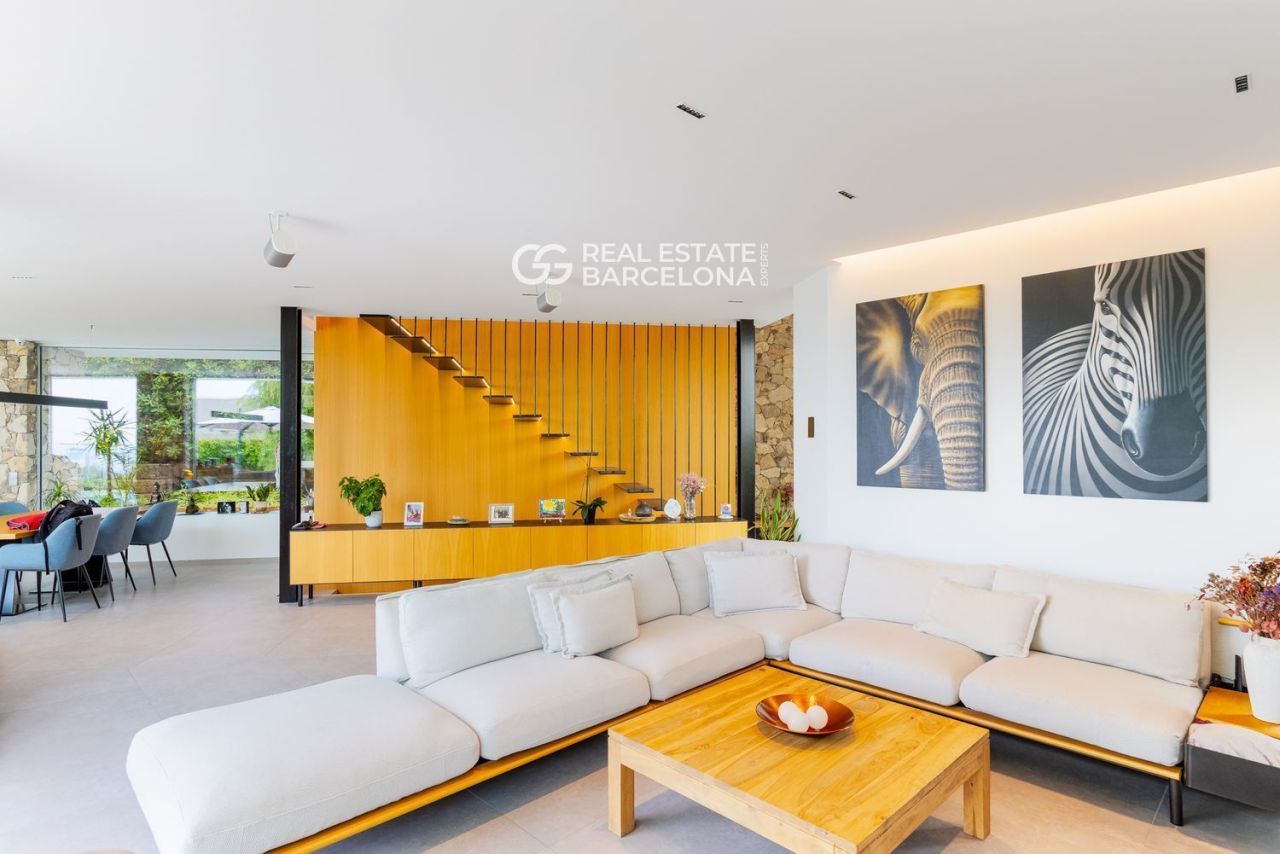 Дом в Барселоне, Испания, 500 м² - фото 19