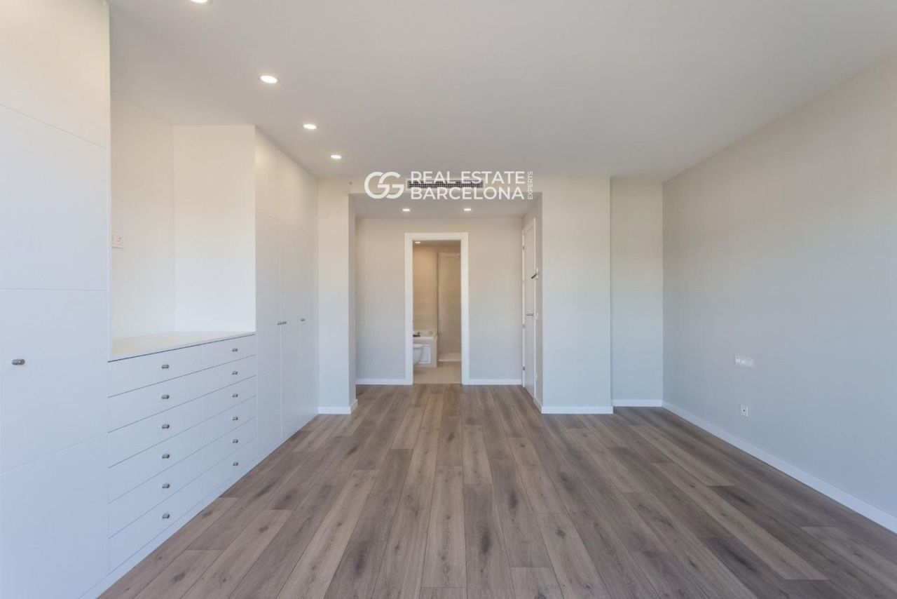 Дом Barcelona, Sant Andreu de Llavaneres, Испания, 464 м² - фото 19