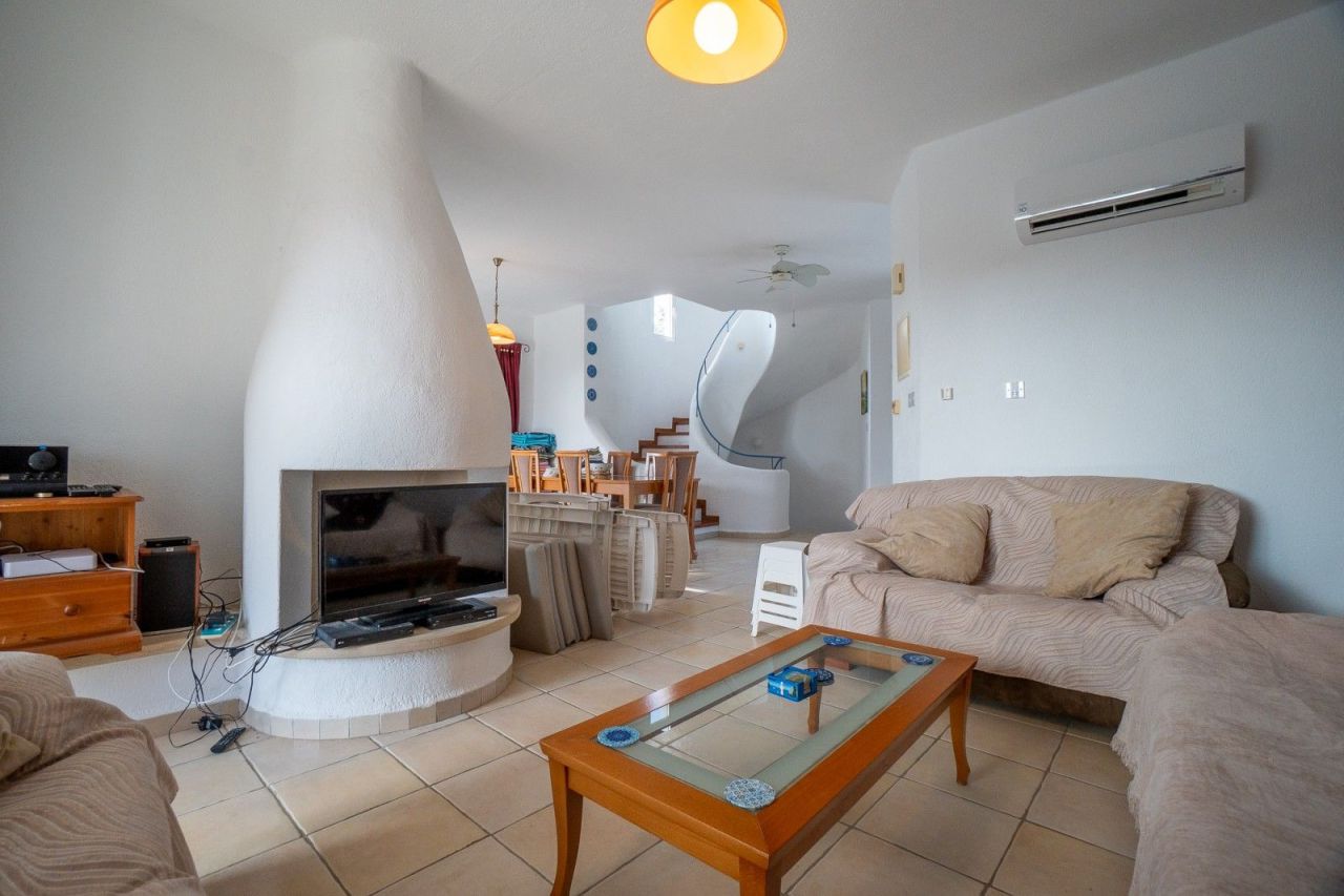 Вилла в Пафосе, Кипр, 215 м² - фото 2