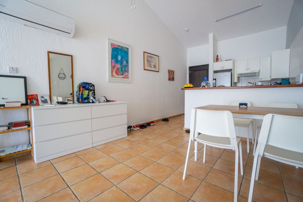 Апартаменты в Пафосе, Кипр, 74 м² - фото 12