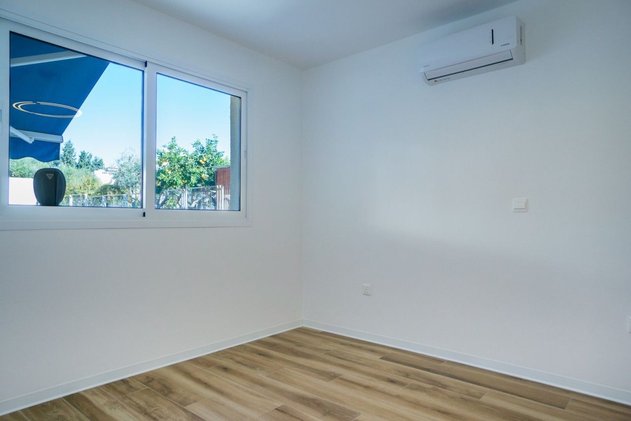 Апартаменты в Пафосе, Кипр, 46 м² - фото 12