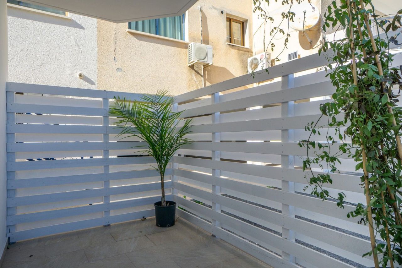 Апартаменты в Пафосе, Кипр, 46 м² - фото 16