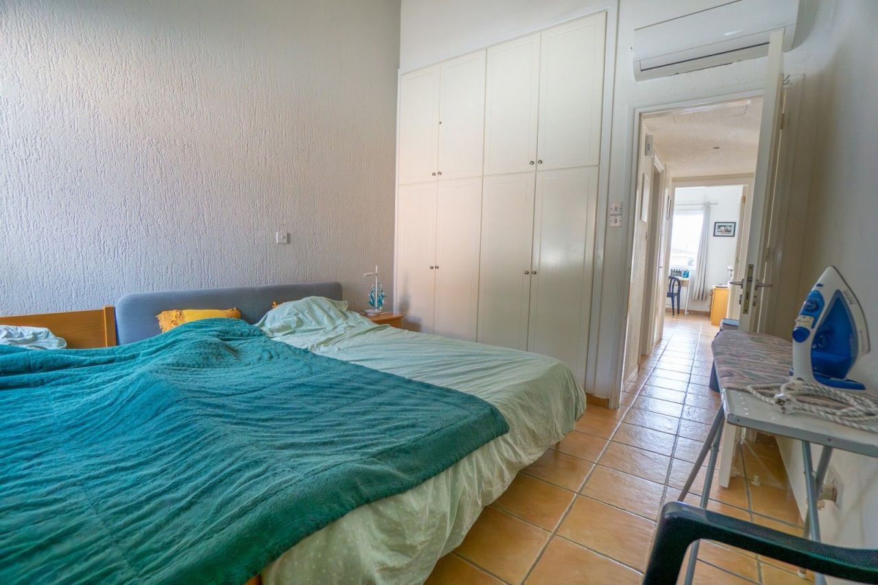 Апартаменты в Пафосе, Кипр, 74 м² - фото 16