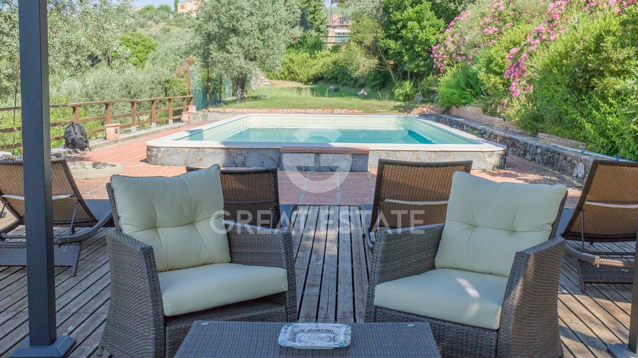 Дом San Casciano in Val di Pesa, Италия, 731.45 м² - фото 3