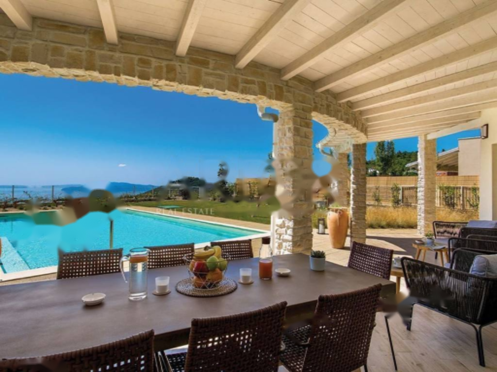 Дом в Опатии, Хорватия, 395 м² - фото 1