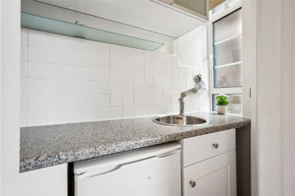 Квартира в Лондоне, Великобритания, 33 м² - фото 12