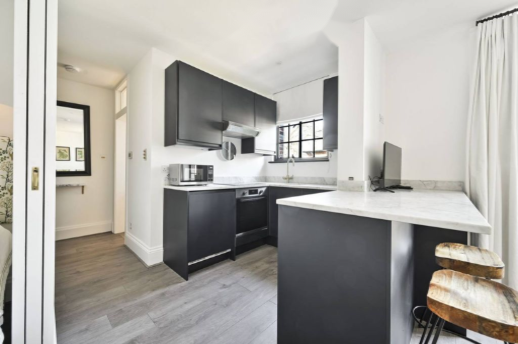 Квартира в Лондоне, Великобритания, 37 м² - фото 13