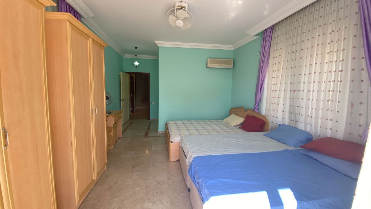 Вилла в Алании, Турция, 300 м² - фото 18