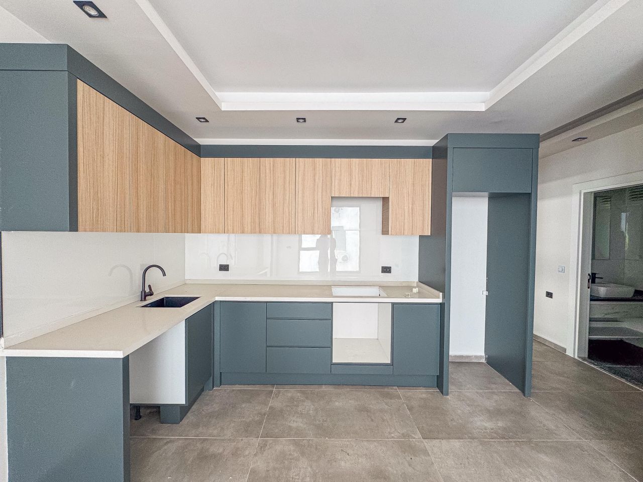 Квартира в Алании, Турция, 75 м² - фото 1