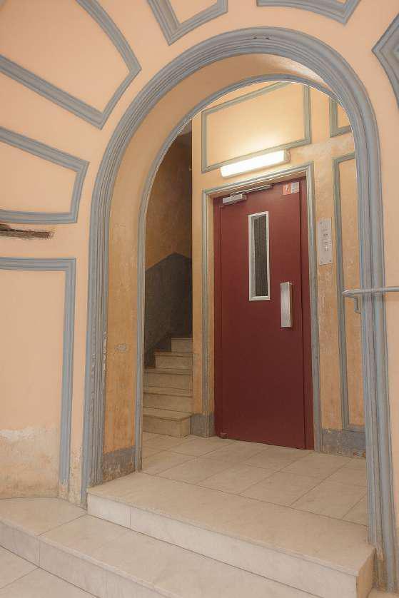 Коммерческая недвижимость в Барселоне, Испания, 180 м² - фото 5