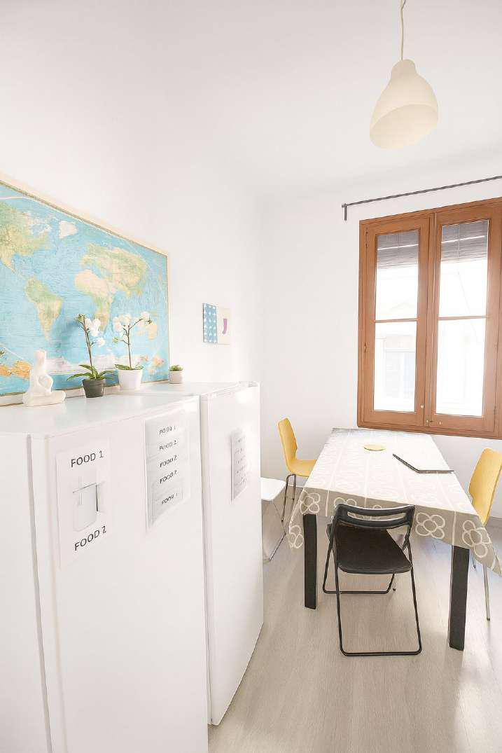 Коммерческая недвижимость в Барселоне, Испания, 180 м² - фото 8