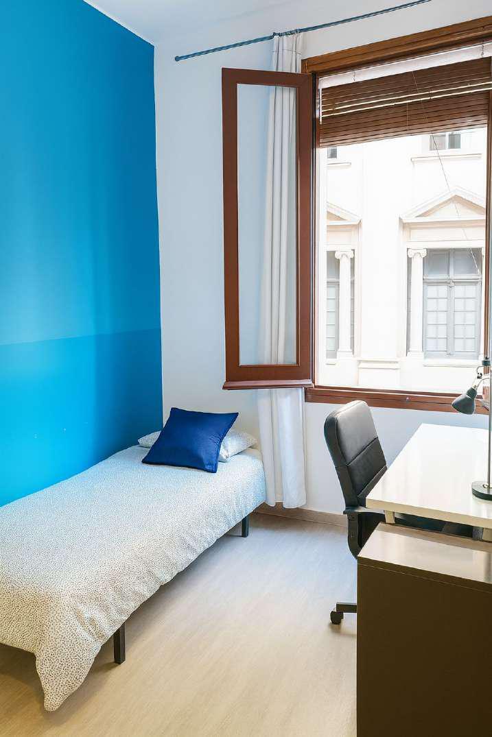 Коммерческая недвижимость в Барселоне, Испания, 180 м² - фото 12