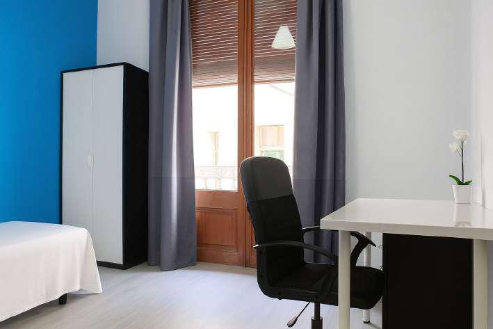 Коммерческая недвижимость в Барселоне, Испания, 180 м² - фото 19