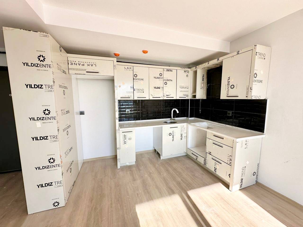 Квартира в Мерсине, Турция, 80 м² - фото 2