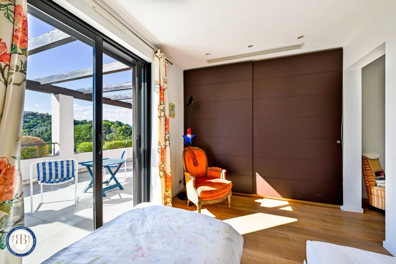 Дом в Мужене, Франция, 307 м² - фото 16