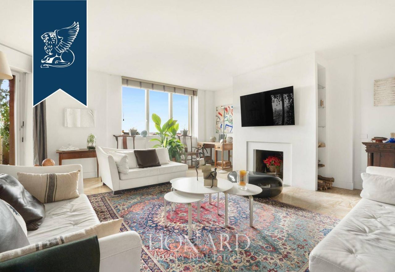 Апартаменты в Милане, Италия, 263 м² - фото 2