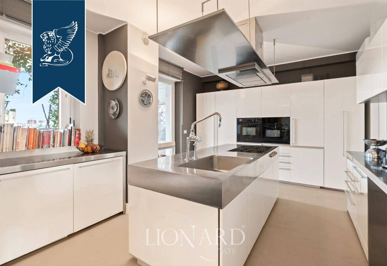 Апартаменты в Милане, Италия, 263 м² - фото 11