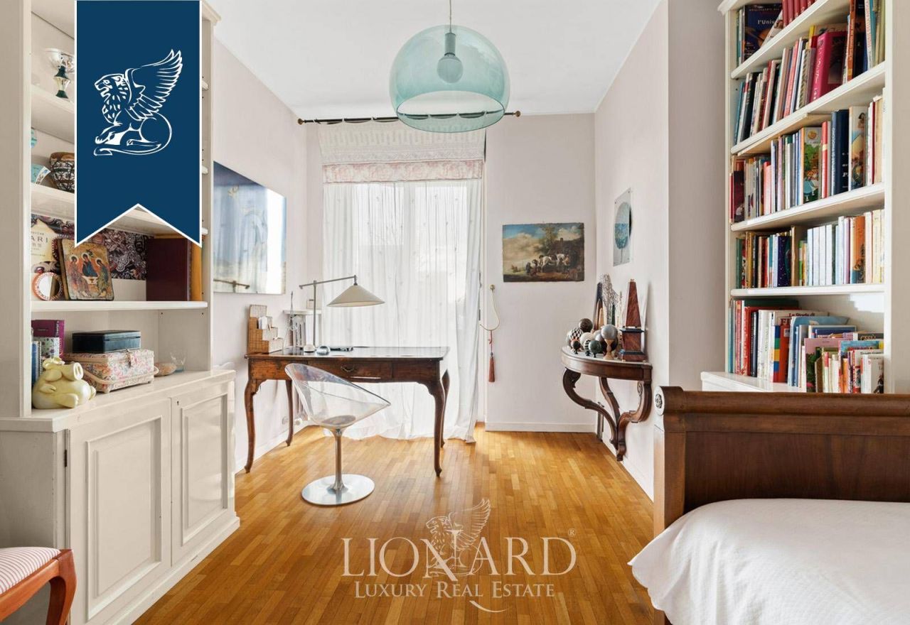 Апартаменты в Милане, Италия, 263 м² - фото 16