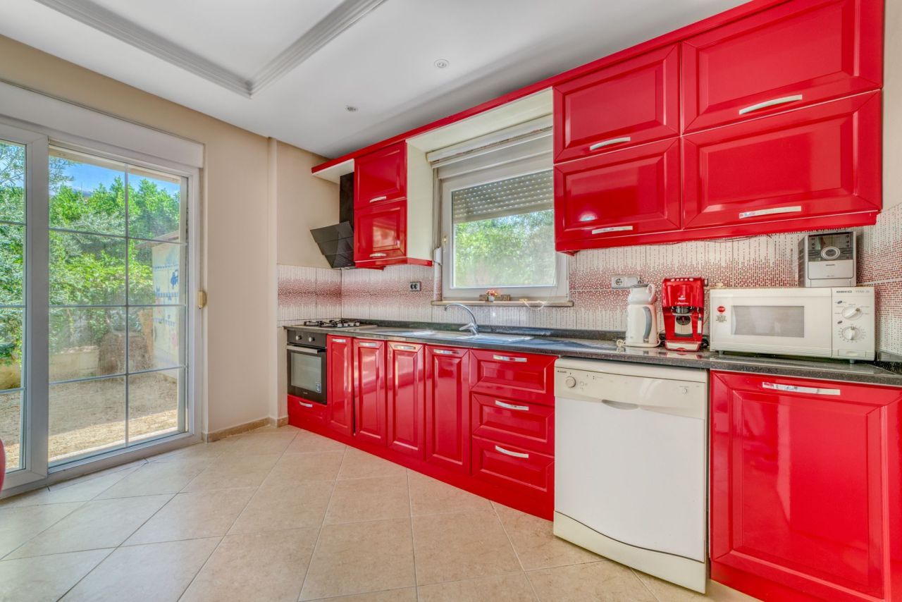 Вилла в Алании, Турция, 200 м² - фото 3