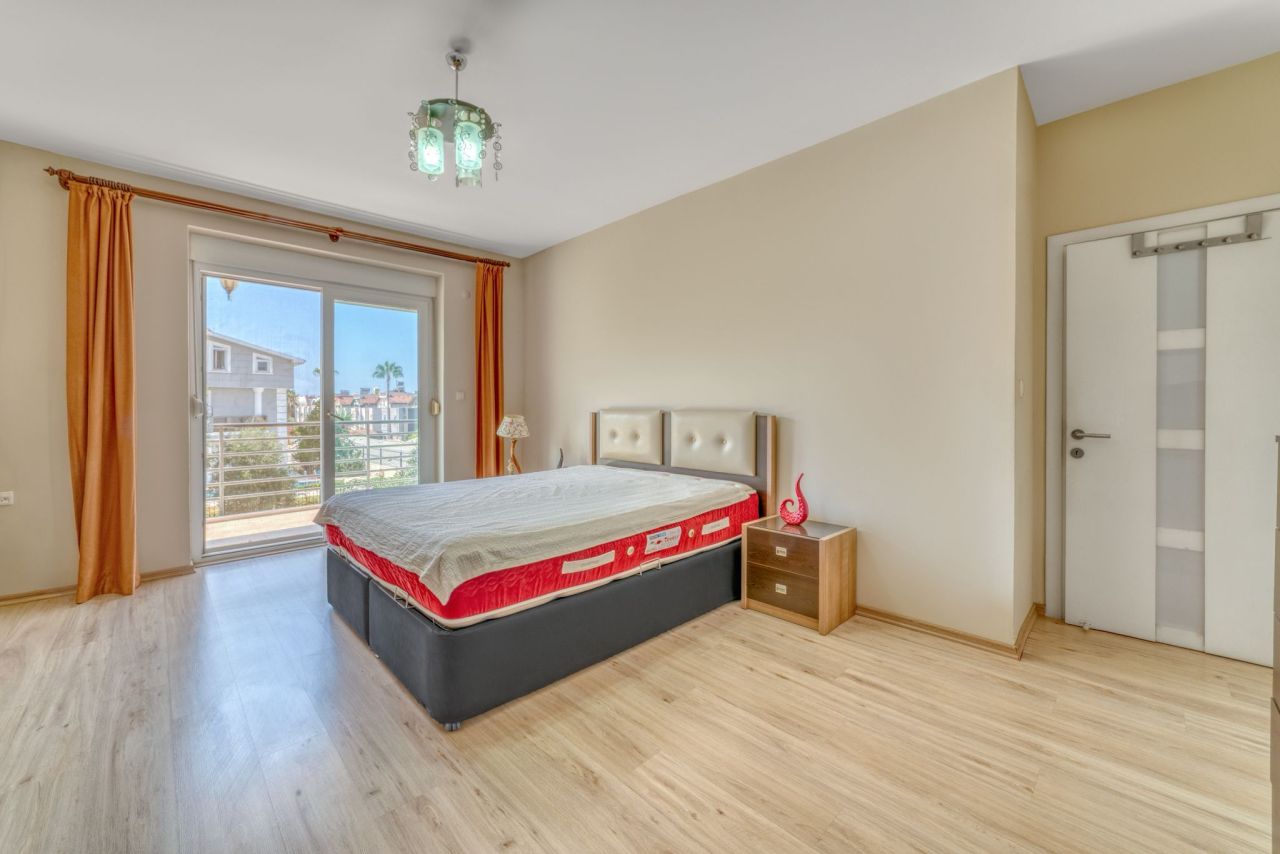 Вилла в Алании, Турция, 200 м² - фото 8