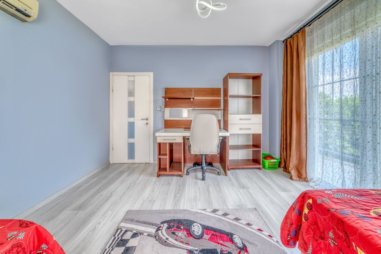 Вилла в Алании, Турция, 200 м² - фото 12