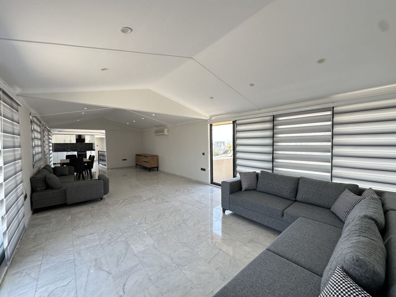 Пентхаус в Алании, Турция, 250 м² - фото 1