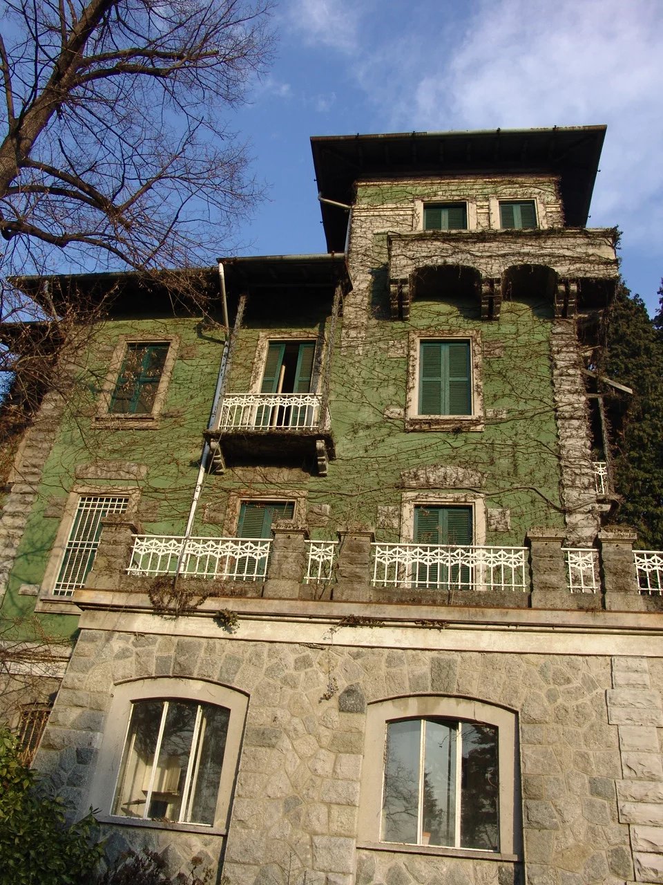 Вилла в Мальнате, Италия, 1 200 м² - фото 6