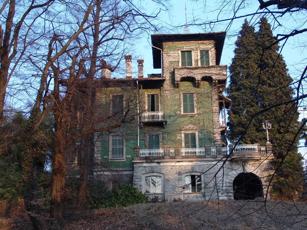 Вилла в Мальнате, Италия, 1 200 м² - фото 5