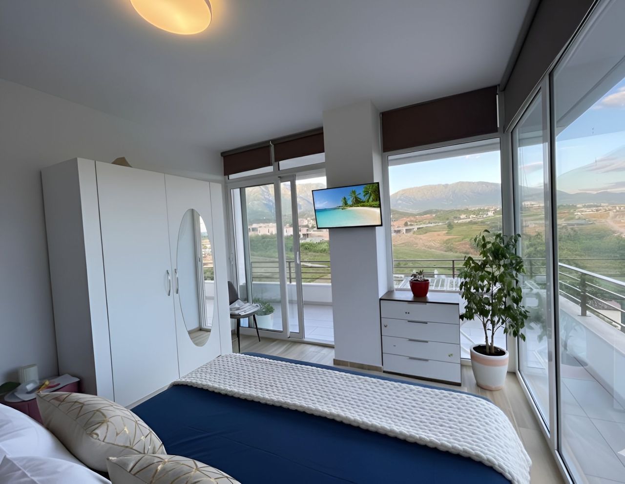 Вилла в Тиране, Албания, 200 м² - фото 11