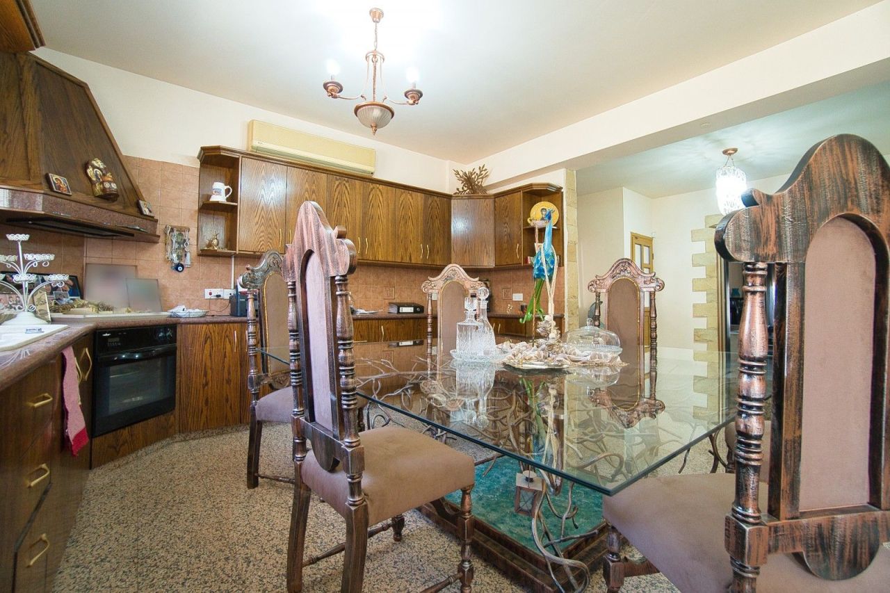 Вилла в Лимасоле, Кипр, 254 м² - фото 10