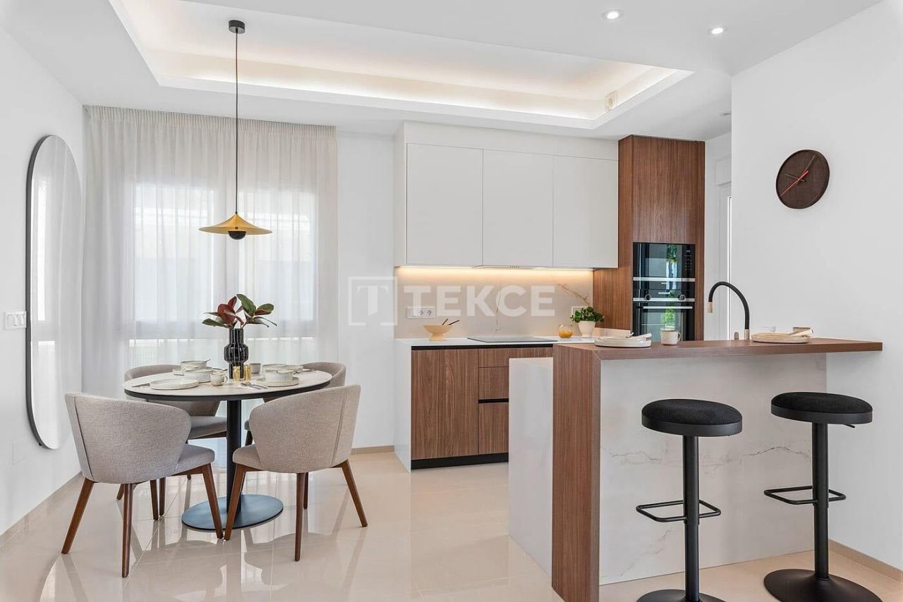 Апартаменты в Рохалесе, Испания, 108 м² - фото 11