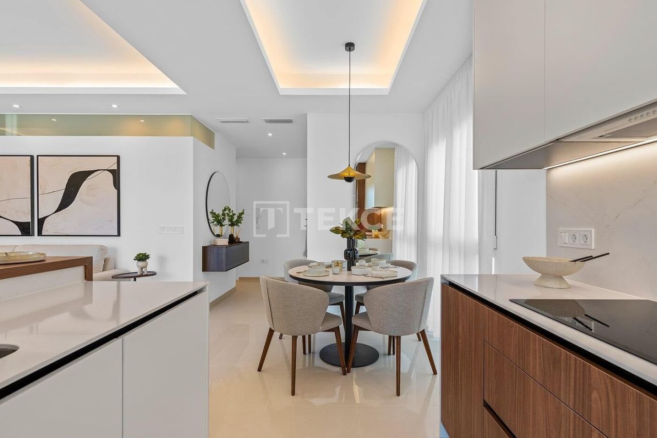 Апартаменты в Рохалесе, Испания, 108 м² - фото 12