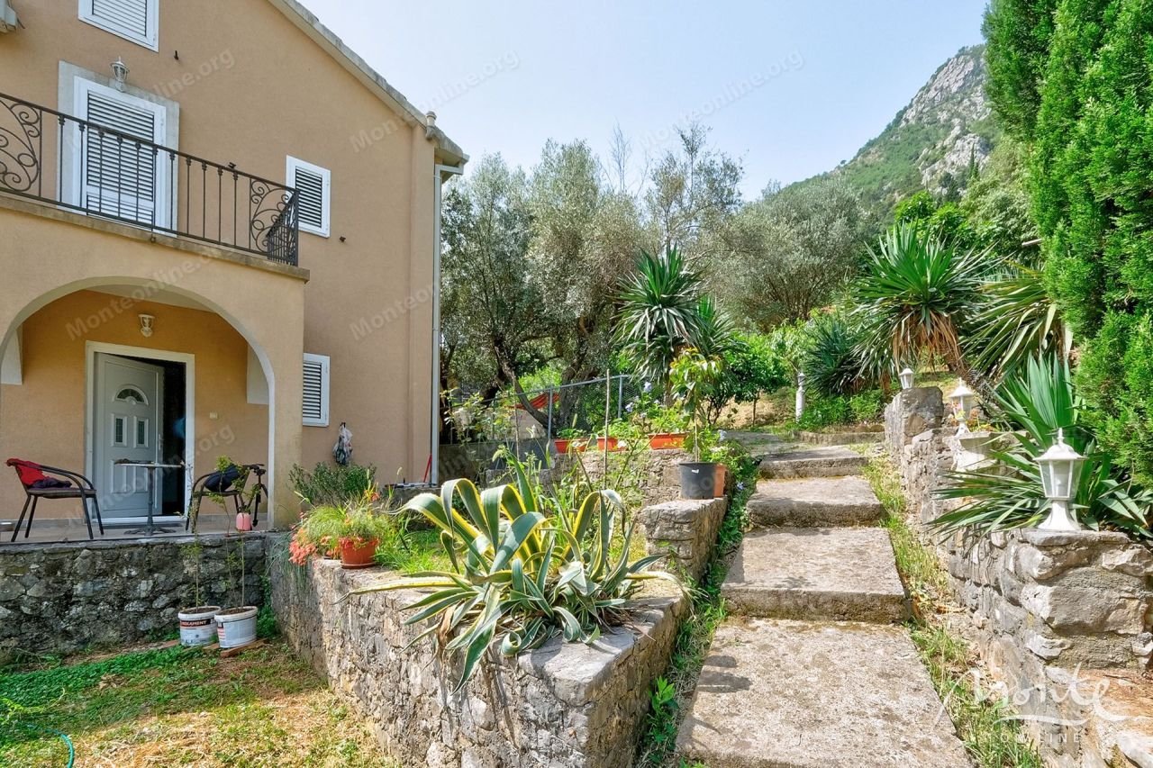 Вилла в Муо, Черногория, 174 м² - фото 4