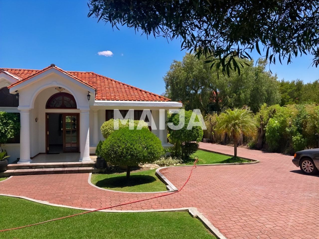 Дом Cumbaya, Эквадор, 450 м² - фото 4